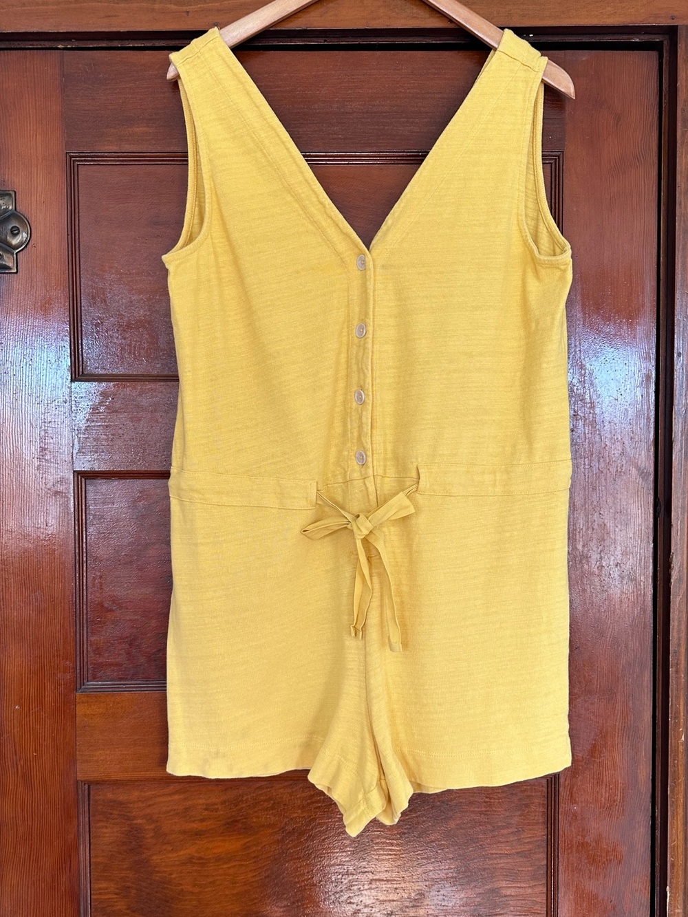 LOFT Beach Sleeveless V-Neck Button Front Romper Yellow Size Medium Vacation